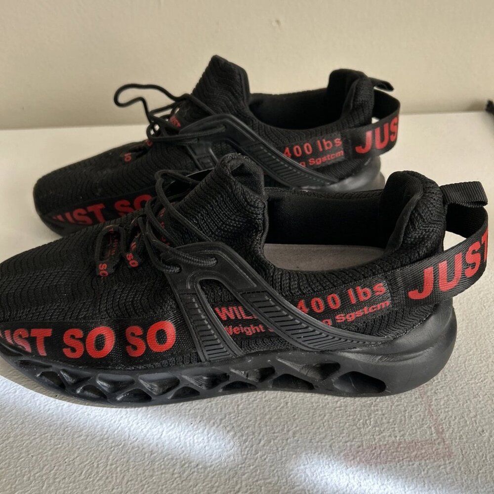 Just So So Black &amp; Red Lightweight Comfy Shoes For Men's Size EU 41